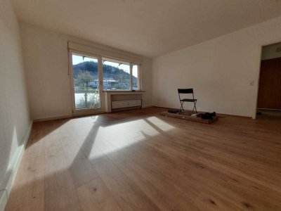 Renovierte 3-Zimmer-Hochparterre-Wohnung mit Balkon in Bad Ems