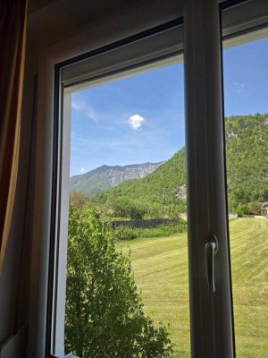 Bad Ischl: 2-Zimmer Wohnung mit Loggia - Zweitwohnsitz sowie Einzelgarage