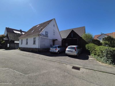 2 Familienhaus mit Gastrofläche und ausbaubarer Scheune