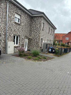 1300 € - 100 m² - 4.0 Zi.