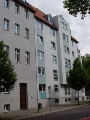 MD-Buckau: 2-R.-Wohnung mit Balkon, Aufzug und Tiefgarage