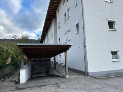 Wunderschöne 2-Zimmer-Dachgeschosswohnung in idealer Lage zur USI, GEIWI, MED-UNI und dem AZW in der Hötting Au zu vermieten.