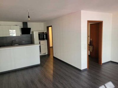 MA -Innenstadt R4 Geschmackvolle 2-Zimmer-Wohnung mit Einbauküche ab den 01.06.2024 zu Vermieten