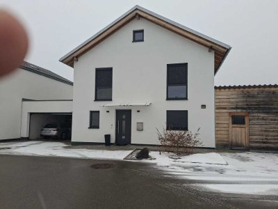 Neuwertiges 5-Zimmer Reihenendhaus in Ottobeuren