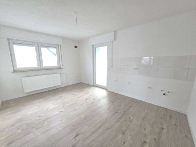Erstbezug nach Renovierung ! Modenersierte 2-Zimmer Wohnung im Zentrum von Hagenbach