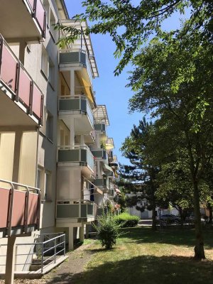 Schöne 2 Raumwohnung mit Balkon