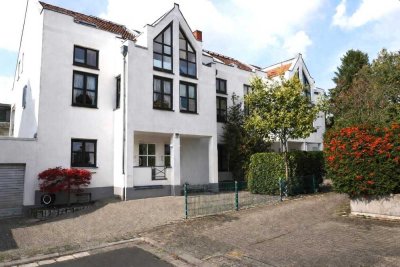--- 4 ZK2B2B - wie ein Haus - in ruhiger Süd-West-Wohnlage