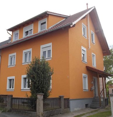 Ansprechende und vollständig renovierte 3-Raum-DG-Wohnung in Bamberg-Gaustadt