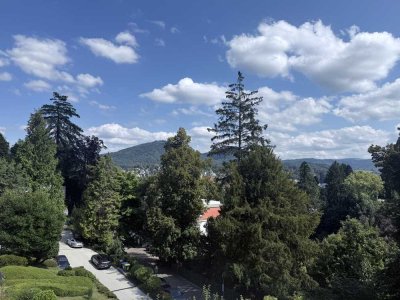 Exklusive 3 Zi Balkon Wohnung, sehr ruhig, Panorama Fernblick, Halbhöhenlage oberhalb Kurhaus/Casino