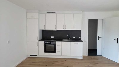 2-Z. Wohnung mit Balkon  mit Tiefgarage und Küche