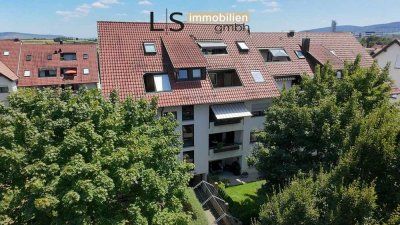 *Ihr Wohntraum zum Selbstgestalten – 3-Zimmer-Dachgeschosswohnung in Top-Lage mit 2 Stellplätzen!*