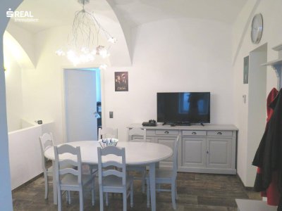 4 Zimmer-Wohnung mit WG-Eignung in zentraler Lage