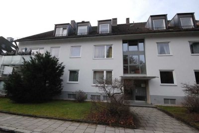 Schöne Helle 3-Zimmer Wohnung  in Mü-Solln