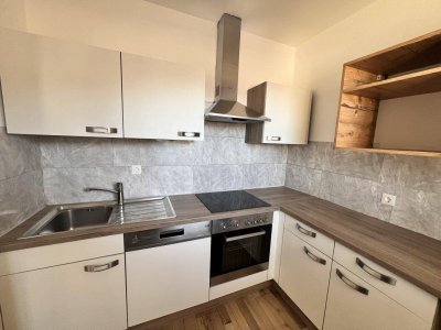 ++sonnige, saubere ETW mit Loggia und Garage++