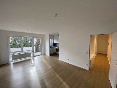 Moderne 2-Zimmer-Wohnung mit EBK und Balkon in Feuerbach
