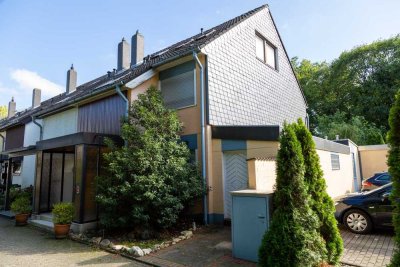 Hilden-Süd! Attraktives Reiheneckhaus mit 2 Garagen und kleiner Werkstatt in ruhiger Lage!