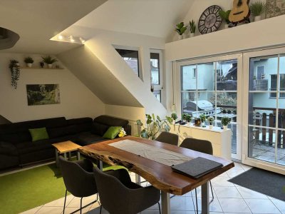 Stilvolle, gepflegte 3-Raum-Maisonette-Wohnung mit EBK in Ludwigsburg