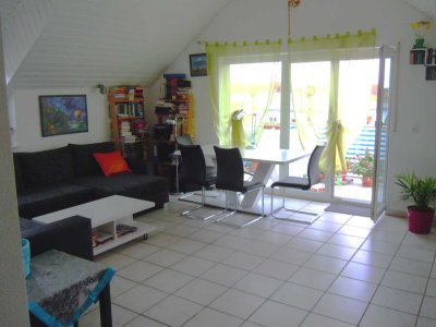 Gepflegte 4-Zimmer Dachgeschosswohnung mit Balkon in Münster