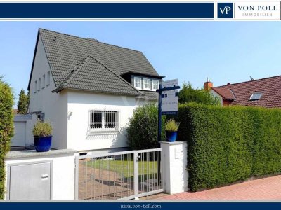 VON POLL BAD HOMBURG: Freistehendes Einfamilienhaus in bester Wohnlage Nähe Tannenwald
