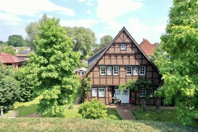 Tradition trifft Qualität - hochwertiges Fachwerkhaus mit moderner Ausstattung