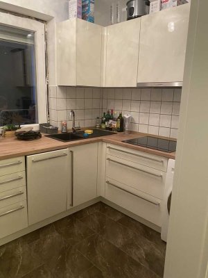 Modernisierte 2-Zimmer-EG-Wohnung mit Balkon und EBK in Hannover