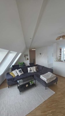 Helle Maisonette-Wohnung im Südviertel