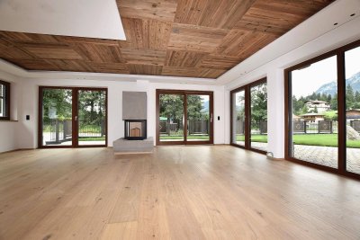 Modernes Wohnen in exklusiver Kleinanlage – Reihenendhaus in Scheffau