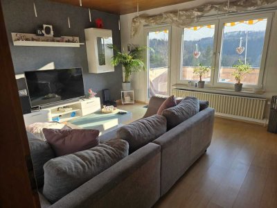 Helle 3,5-Zimmer-Wohnung mit Ausblick ins Siegtal
