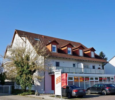 3 Zimmer Dachgeschosswohnung mit 2 Stellplätzen am Ortsrand von Bellheim