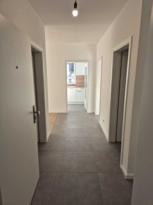 Attraktive 2-Zimmer Wohnung mit Balkon und EBK in Großenlüder