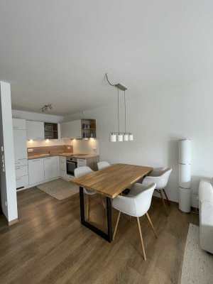 Attraktive neuwertige 2-Zimmer-Wohnung in Traunstein