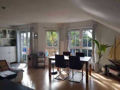 Freundliche 3-Raum-Wohnung mit EBK und Balkon im Dreifamilienhaus in Brandenburg an der Havel