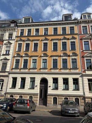 Moderne 2R-Wohnung mit EBK in Toplage!