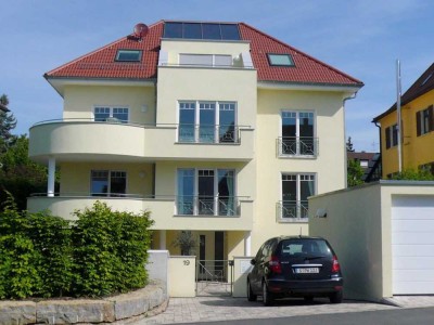 Hochwertig ausgestattete 4 Zi.-Familienwohnetage im 1. OG mit Garten + Einliegerzimmer
