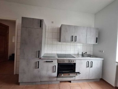 Nachmieter ab sofort gesucht für 1-Raum-Wohnung in ruhiger Lage mit Einbauküche
