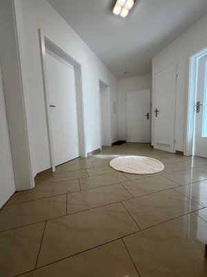 4,5-Zimmer Wohnung mit Balkon in Dortmund-Löttringhausen