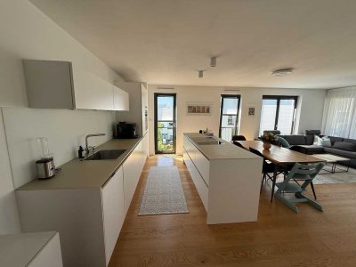 Exklusive, neuwertige 4-Zimmer-Wohnung mit Balkon und Einbauküche in Ostfildern