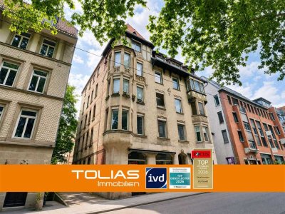 Stuck & Stadtgeflüster: 5-Zimmer-Altbauwohnung mit Balkon im Heusteigviertel