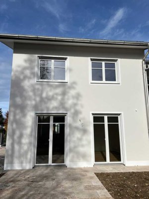 Eckhaus in zentraler Bestlage von Vaterstetten