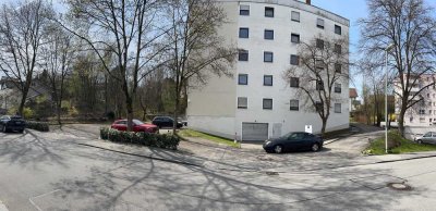 Provisionfrei! 2 Stilvolle 1-Zimmer-DG-Wohnungen mit EBK in Passau