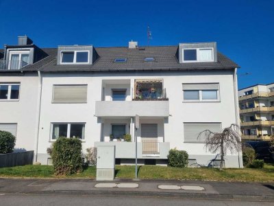 Helle Dachgeschosswohnung in Refrath