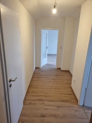1-Zimmer Dachgeschosswohnung in Augsburg-Pfersee