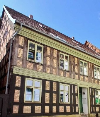 Freundliche 2-Zimmer-Wohnung zur Miete in 17438, Wolgast in historischen Fachwerkhaus