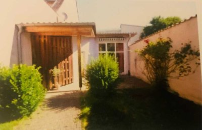 Helle 2 -Zimmer- Maisonette in ruhigem Innenhof, zentrumsnah in Emmendingen