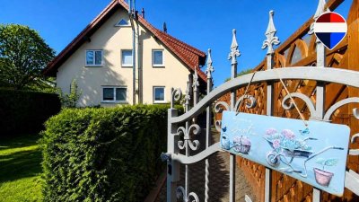 Doppelhaushälfte nahe Müggelsee | Niedrigenergiehaus mit Wintergarten & Kamin in Berlin-Köpenick