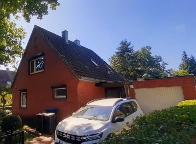 Für Ihre Familie 4-Zimmer-Einfamilienhaus mit großem Garten in Norderstedt