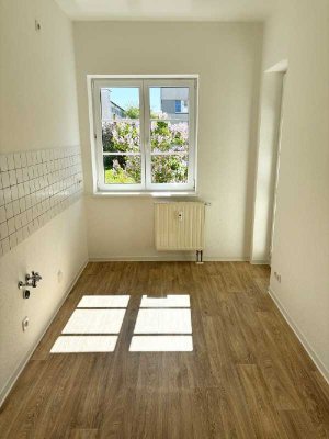neu renoviert - sofort frei: kompakte 2,5-Zi.-Wohnung in Seidnitz