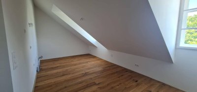 Moderne Garconniere im Dachgeschoss – Effizient &amp; zentral gelegen