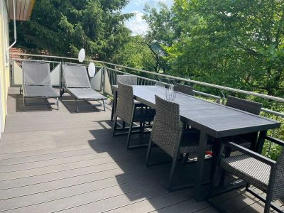 Große 4-Zimmer-Dachgeschosswohnung mit EBK in Stockach
