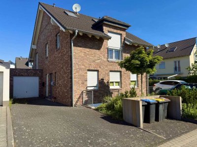 Maisonette-Wohnung mit Sonnenbalkon & großer Garage in Zündorf!